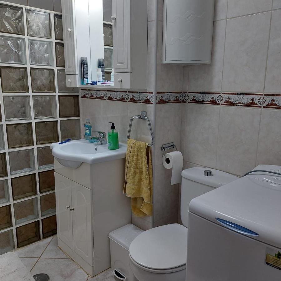 Victoria Court 2, Los Cristianos Guincho  Екстериор снимка