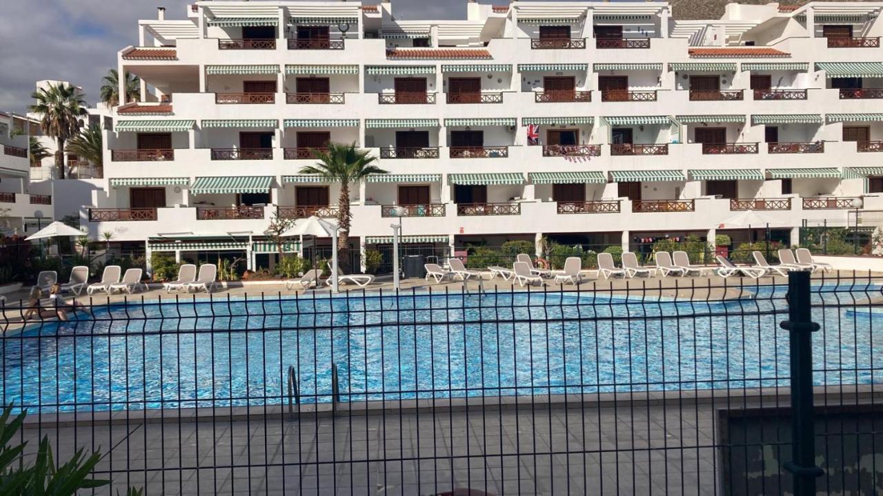Victoria Court 2, Los Cristianos Guincho  Екстериор снимка