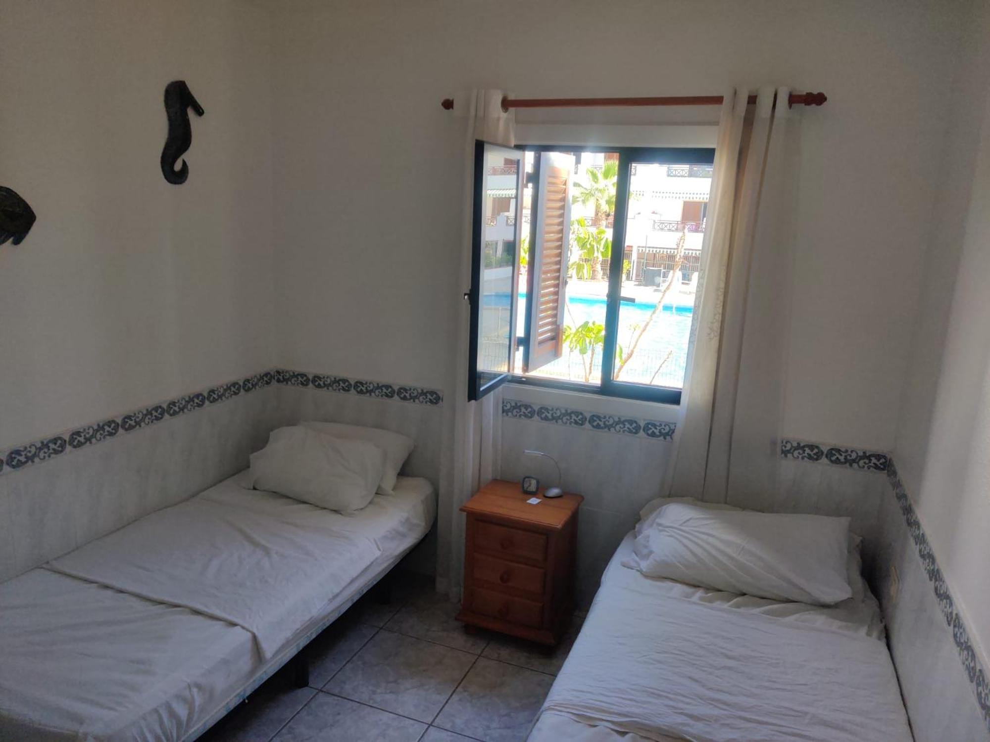 Victoria Court 2, Los Cristianos Guincho  Екстериор снимка